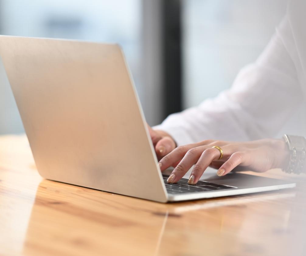 Parakstīta vienošanās par atbalstu Kurzemes, Latgales, Vidzemes un Zemgales reģiona iedzīvotāju prasmju paaugstināšanai un profesionālās kvalifikācijas iegūšanai, lai pielāgotos ekonomikas zaļās pārkārtošanās rezultātā radītajām darba tirgus vajadzībām